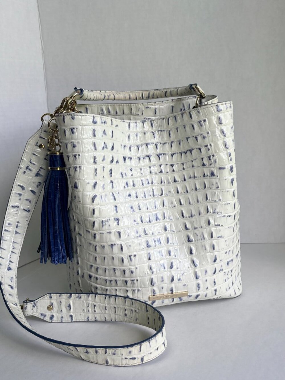 Authentic BRAHMIN Genuine Leather Melbourne Croc-Embossed, Blue&Ivory/White,Mat - Picture 6 of 8